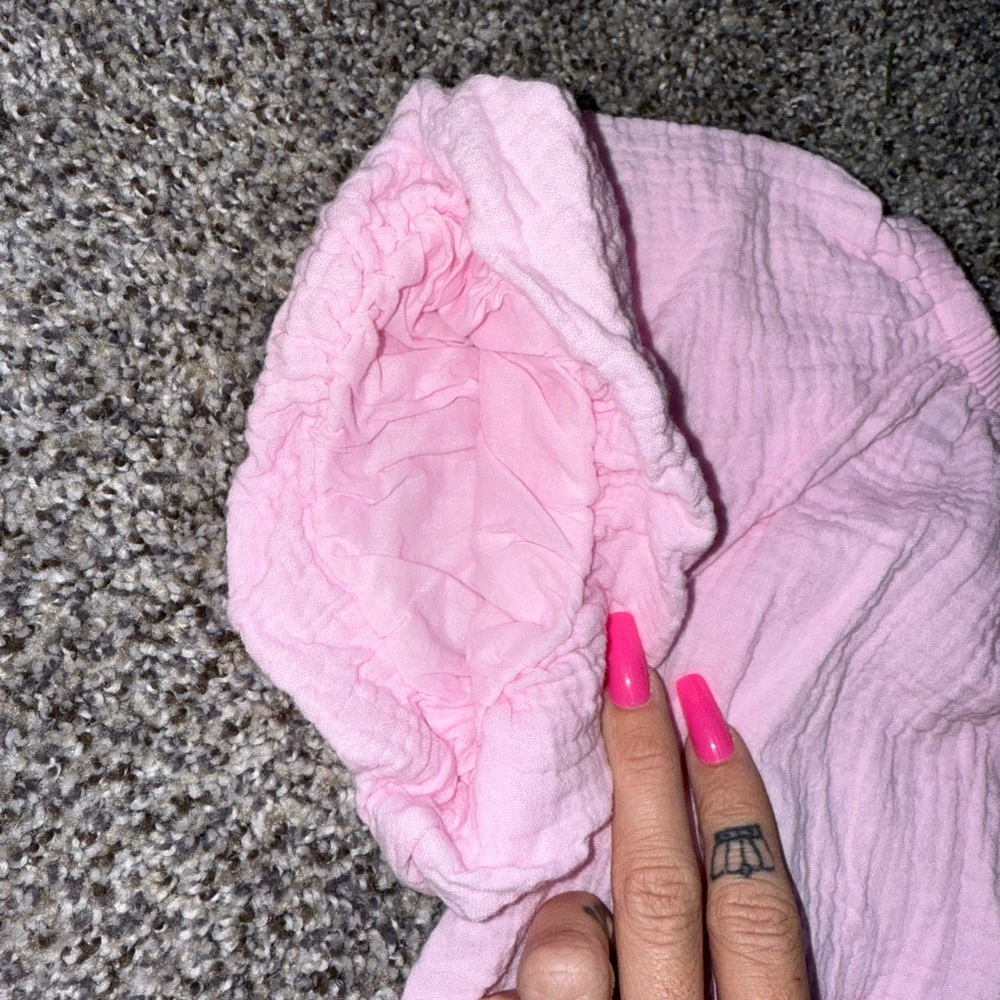 Old navy light pink puff sleeve top - Picture 3 of 5